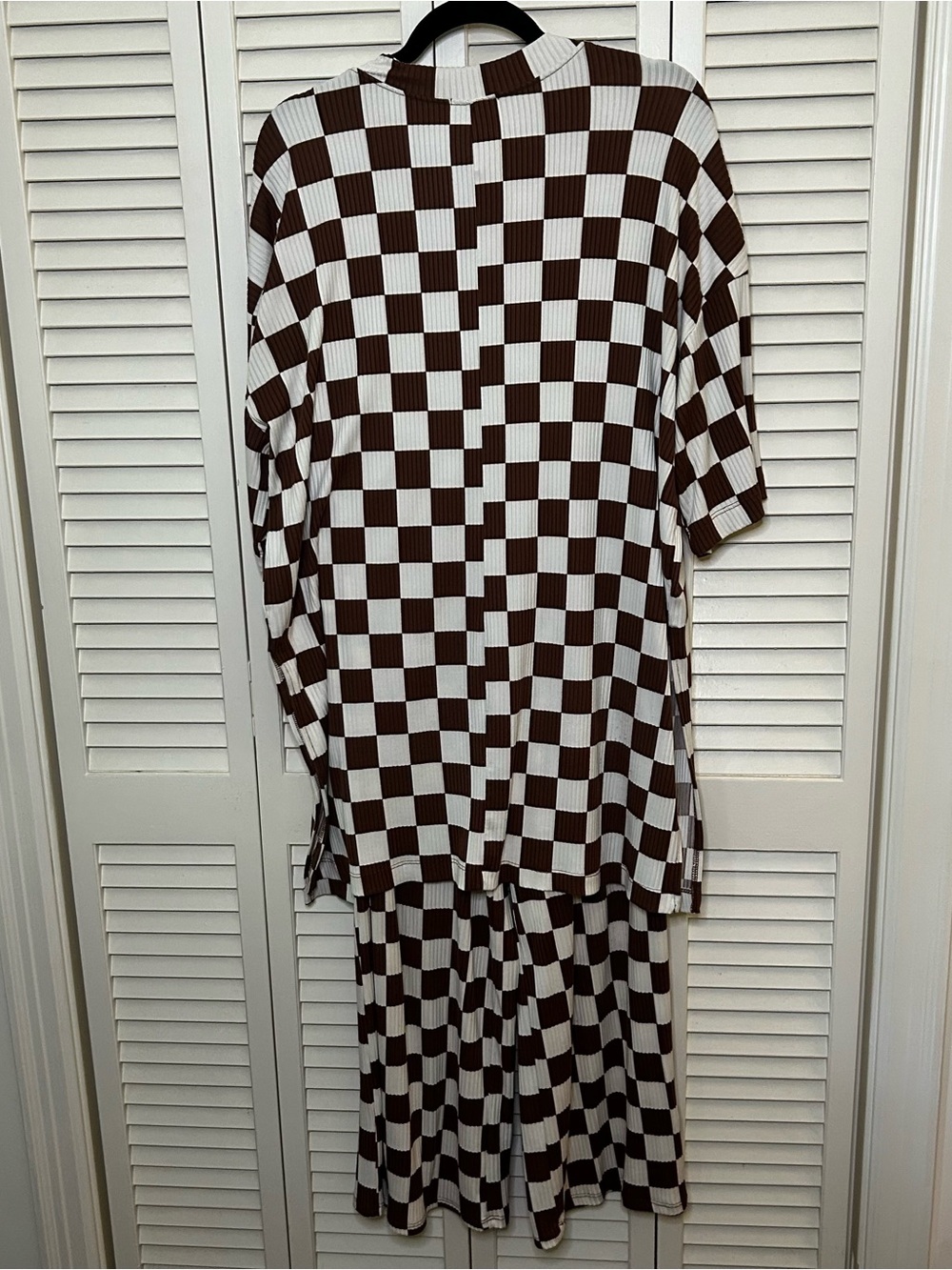 Dressed in LALA Lex Ribbed Checkerboard Playsuit in Cookie Dough size L - Picture 7 of 10